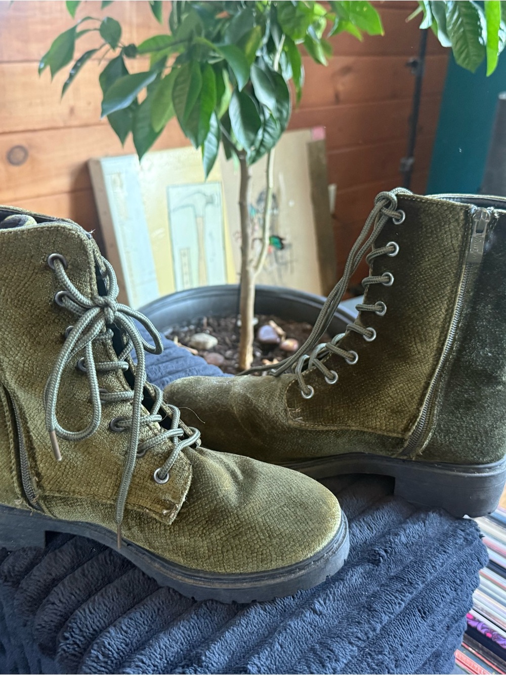 Women’s Olive Green Lace-Up Combat Boots - Wanted